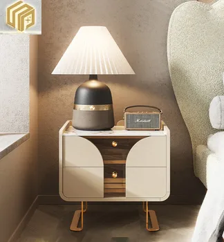 Легкая роскошная прикроватная тумбочка, минималистичный современный дизайнер главной спальни, креативный французский крем от интернет-знаменитостей и тихий рок