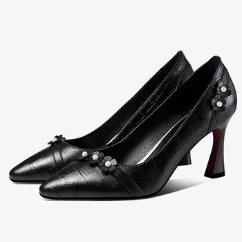 Женские модные Милые Черные туфли из натуральной кожи на весну и лето с цветочным декором, Женские бежевые удобные Стильные туфли-лодочки Sapatos Femininas G335