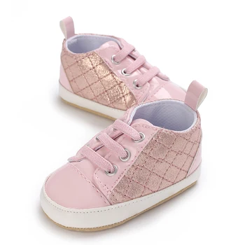 Модная обувь для новорожденных, классическая спортивная обувь для девочек, мягкая подошва из искусственной кожи, повседневные кроссовки First Walker, Розовая обувь для крещения 0-18 м