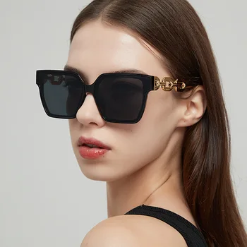 Роскошные солнцезащитные очки с квадратной металлической цепочкой для женщин Трендовые Брендовые дизайнерские солнцезащитные очки большого размера Черное солнцезащитное зеркало 2023 Женские очки