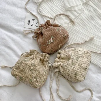 Модные маленькие сумки через плечо, женские пляжные сумки с цветочной вышивкой из соломы, женские кружевные сумки через плечо