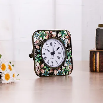 Часы в стиле ретро в скандинавском стиле, будильник цвета эмали, инкрустированный бриллиантами, креативные простые настольные часы в пасторальной манере, украшение рабочего стола