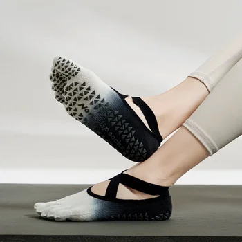 Новые носки для йоги градиентного цвета, повязка на пять пальцев, спортивные носки для фитнеса, танцев, без спинки, дышащие нескользящие носки для балета, пилатеса.